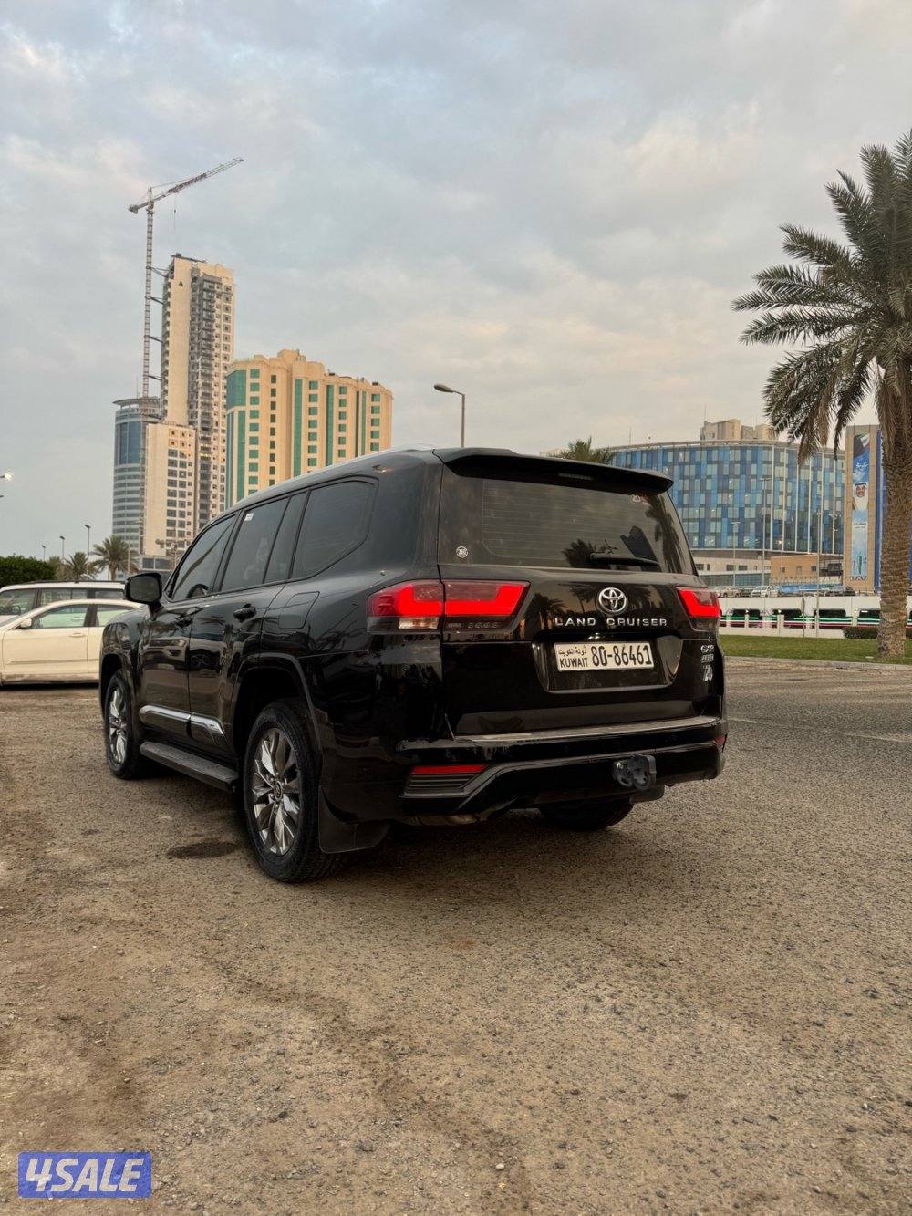 لاندكروزر - 20242