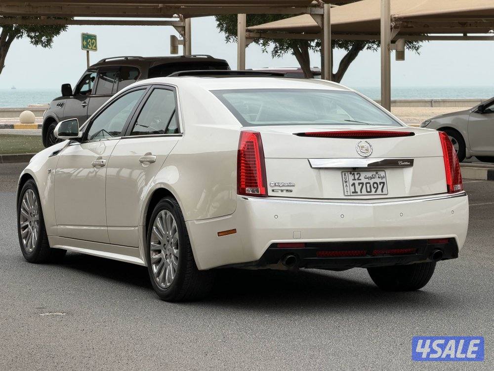 للبيع كاديلاك CTS 20131