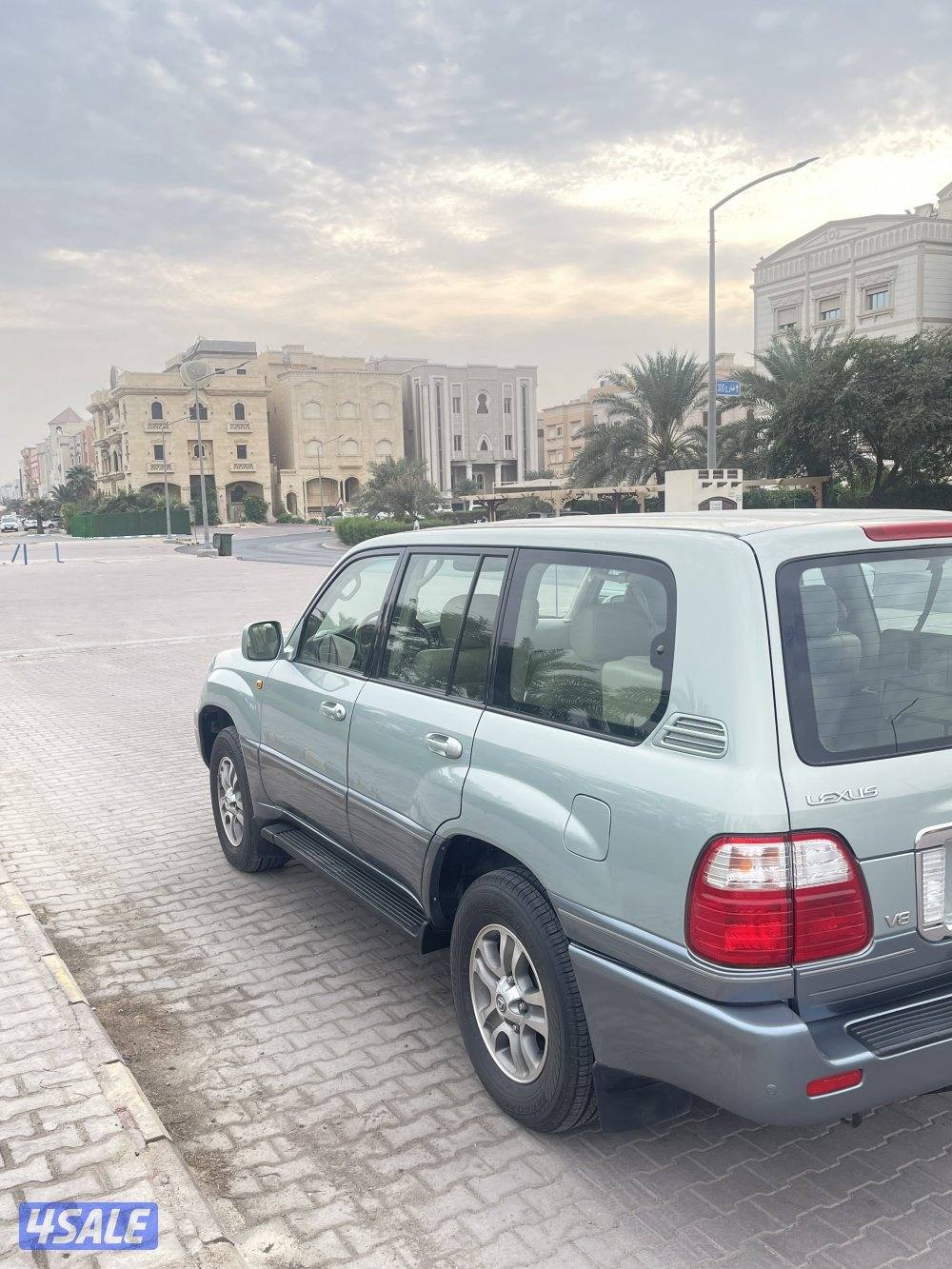 للبيع لكزس 2004 شرط الفحص3