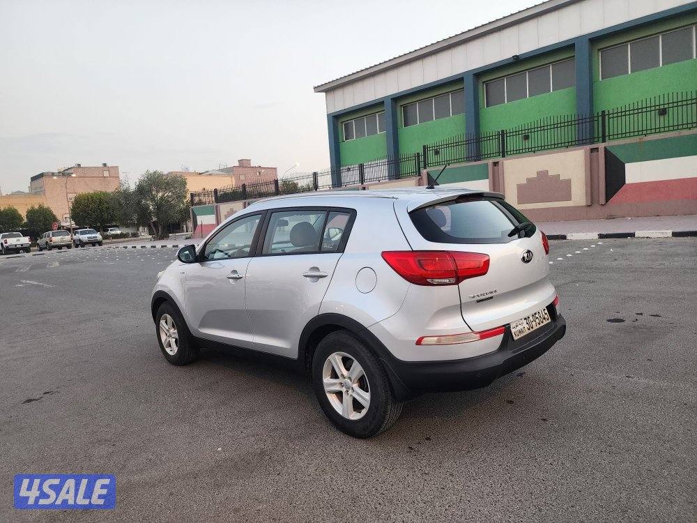 سبورتاج موديل 2016 ماشي ١٩٠ الف صبغ الوكالة وشرط الفحص بالكامل5