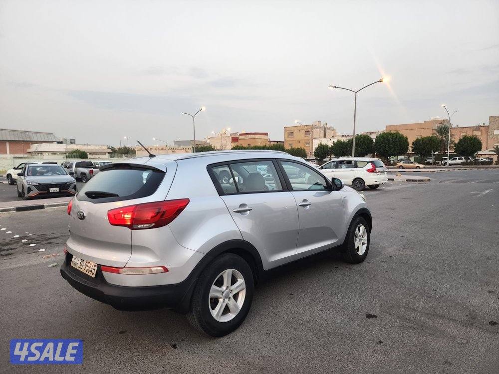 سبورتاج موديل 2016 ماشي ١٩٠ الف صبغ الوكالة وشرط الفحص بالكامل8