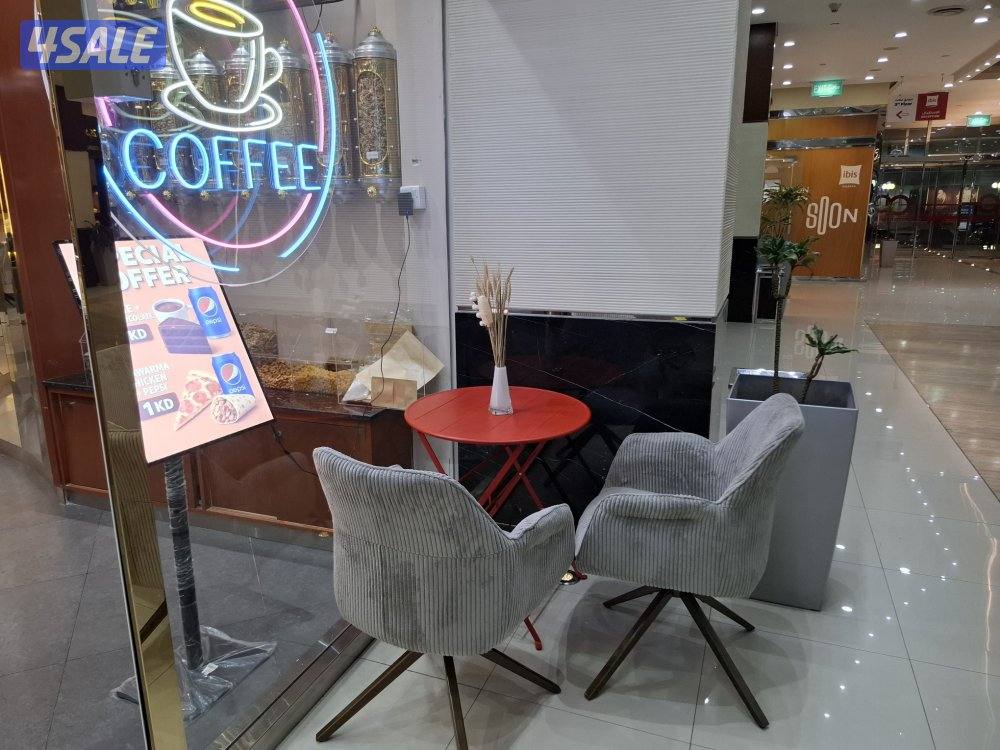للبيع للمقيمين او مواطنين كوفي شوب في السالميه شارع سالم المبارك مساحة6