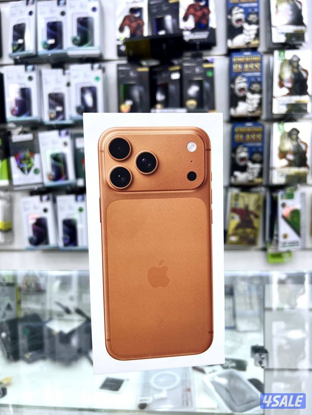 ايفون 17 بروماكس 512 جيجا اللون البرتقالي نسخه الشرق الاوسط عربي انجلي0