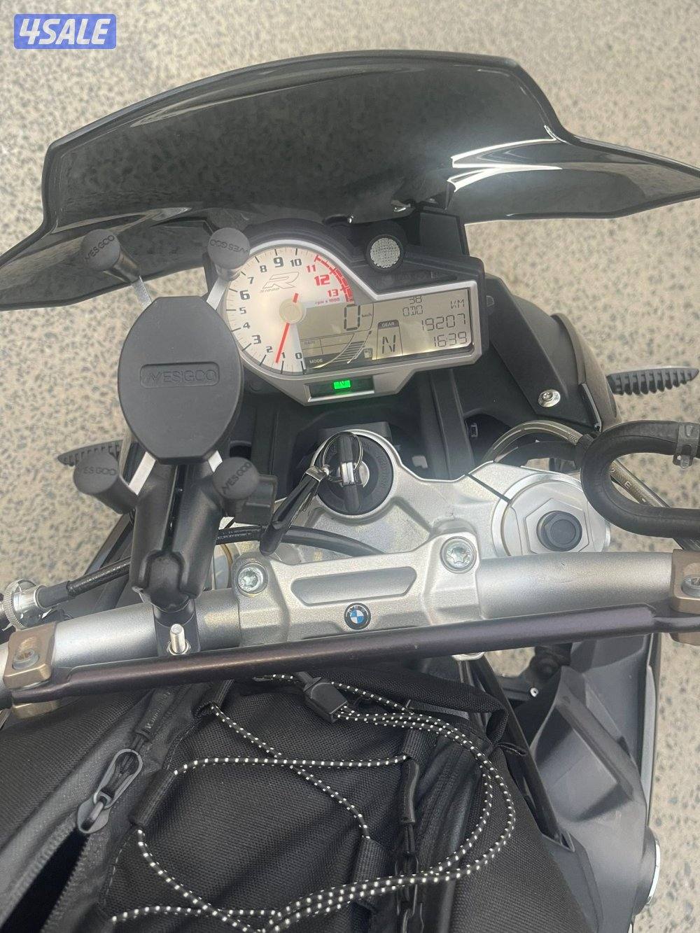 للبیع سیکل بی ام مودل ۲۰۱۵ s1000r شرط الفحص ماشی ۱۹۰۰۰الف نظیف جدآ4