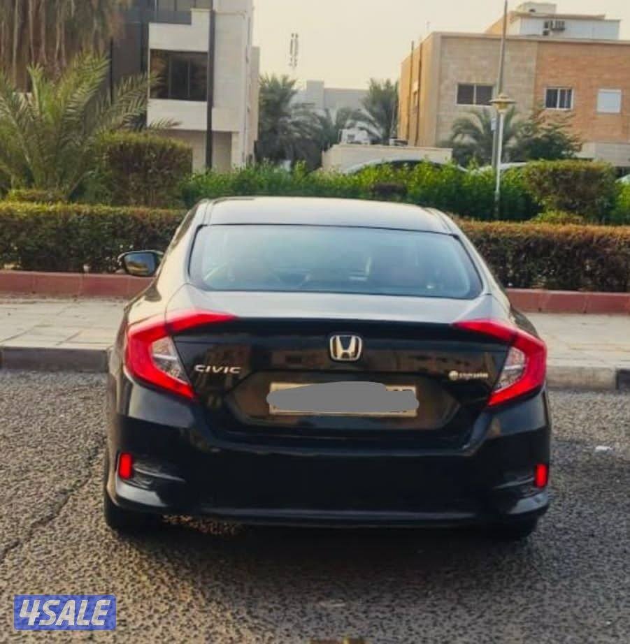 جانب  نادي القادسية1