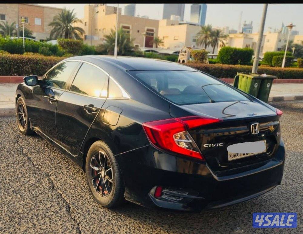 جانب  نادي القادسية2