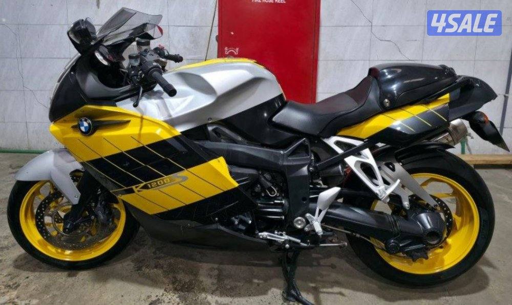 BMW K1200R 2006 MODEL1