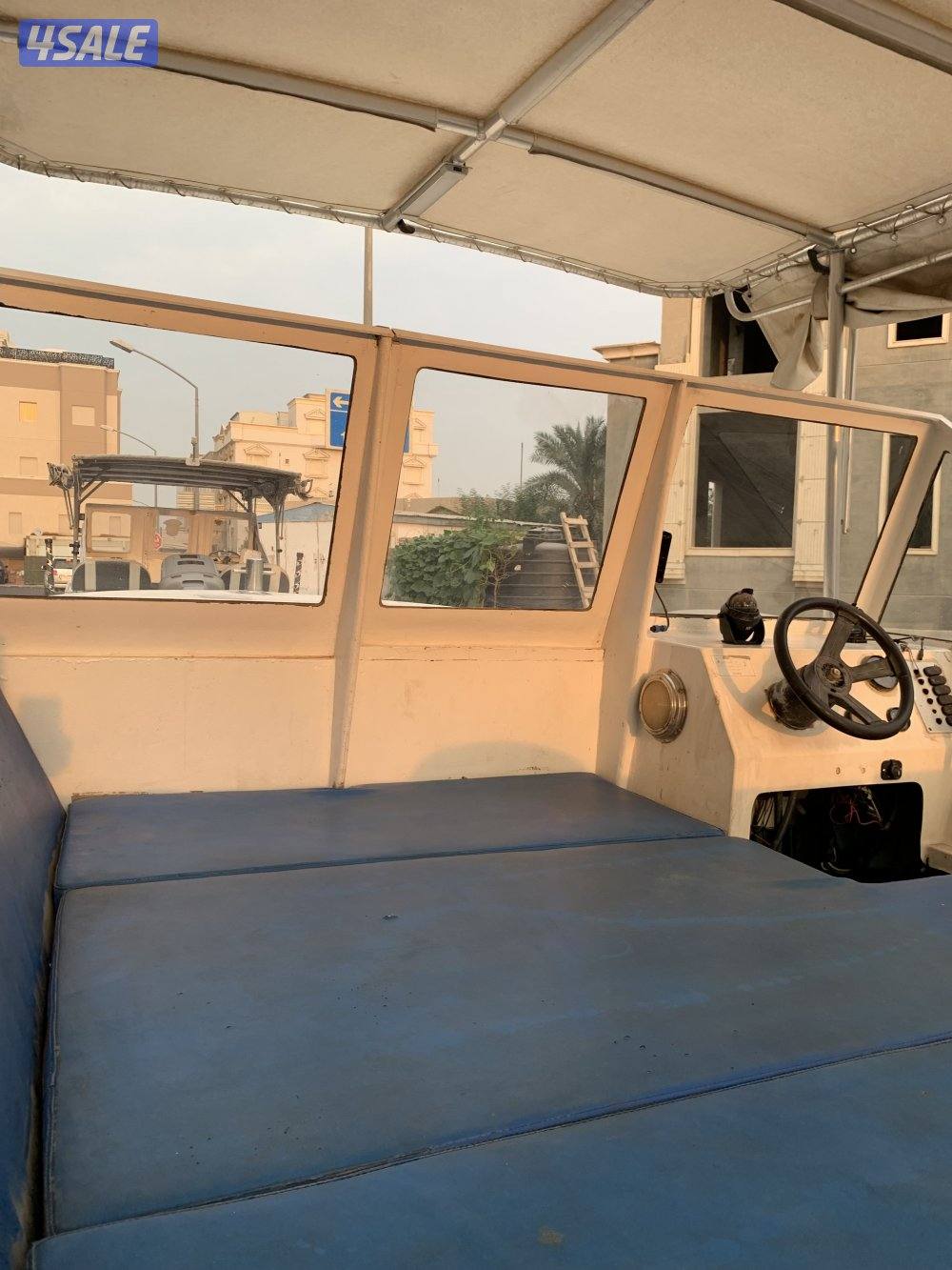 للبيع عماني 20 قدم مكينه 20010