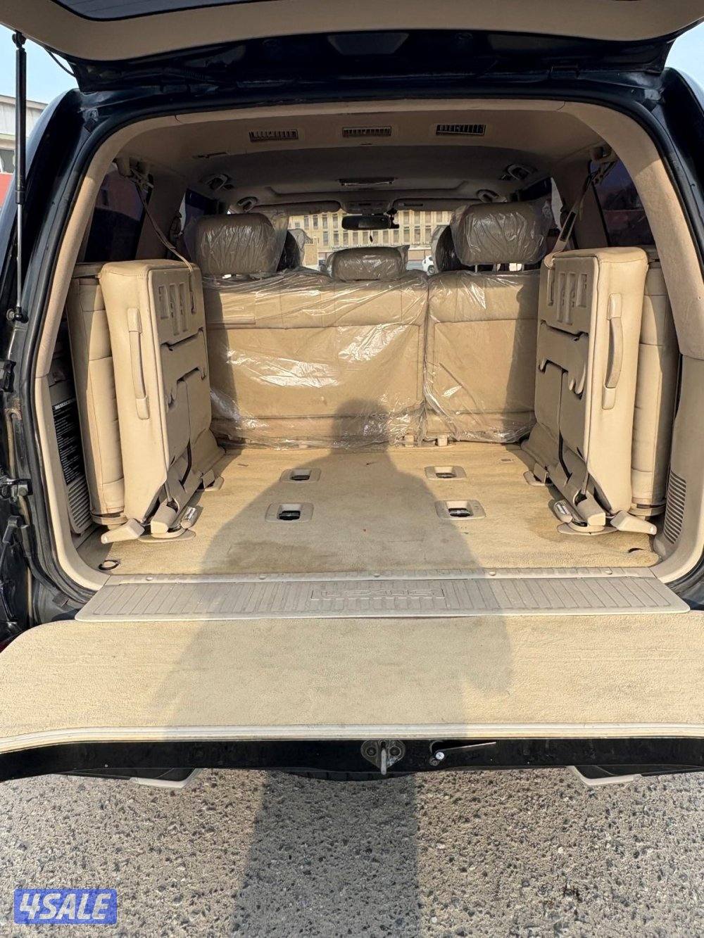 للبيع جيب لكزس موديل ٢٠٠٣ عداد١٠٠ شرط الفحص4