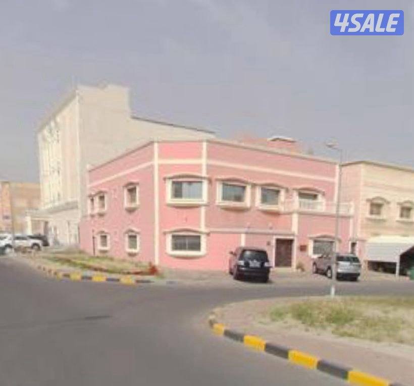 للايجار بيت كامل فى مبارك الكبير0