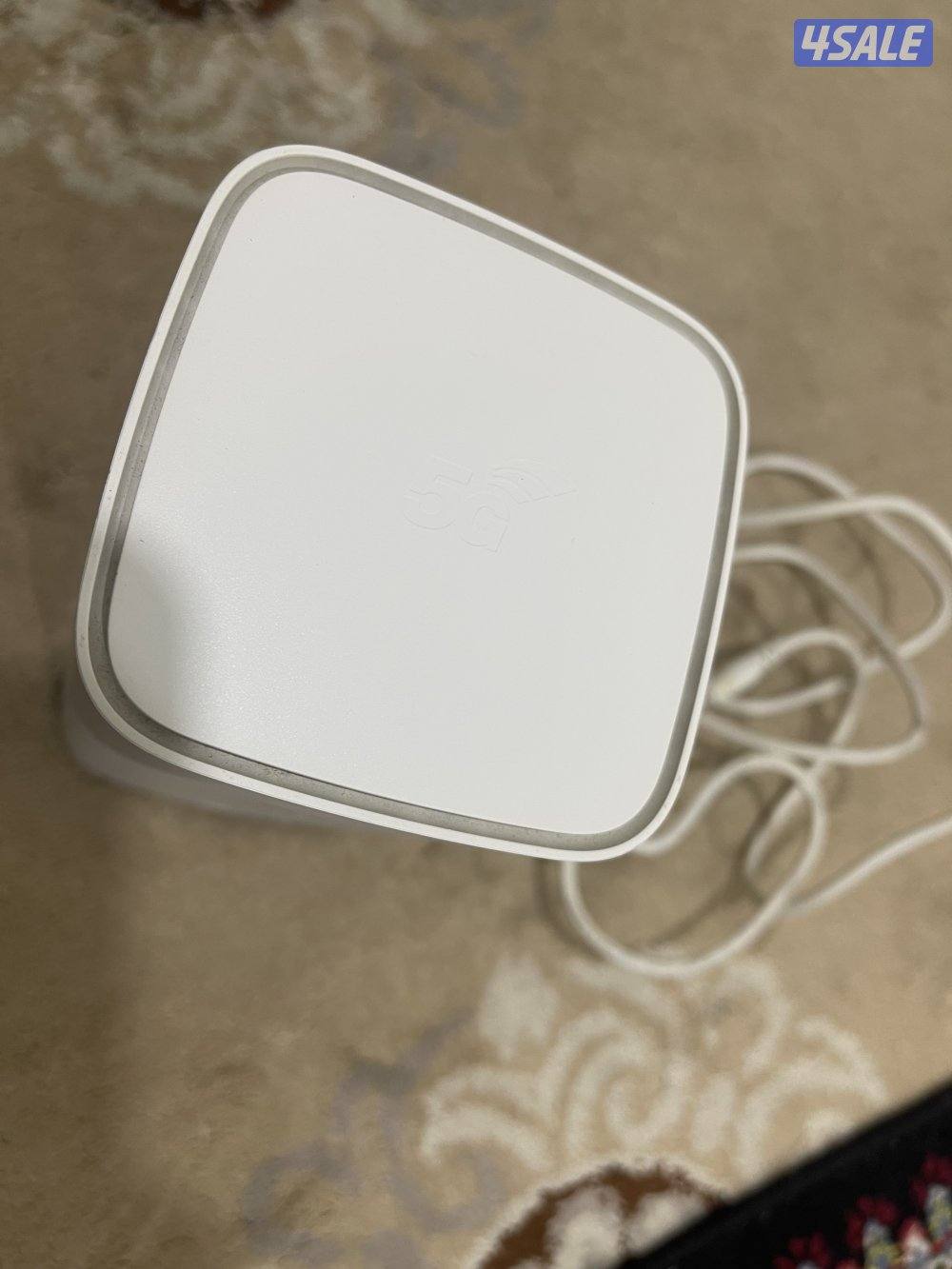 راوتر هواوي برو 4 نظيف وشغال تمام 5g فايف جي مع الشحن الاصلي6