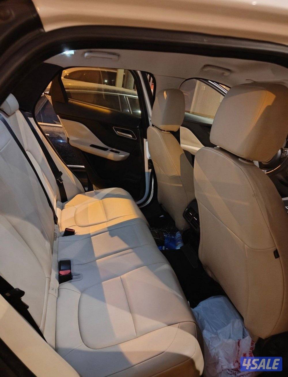 f-pace 6 سلندر4