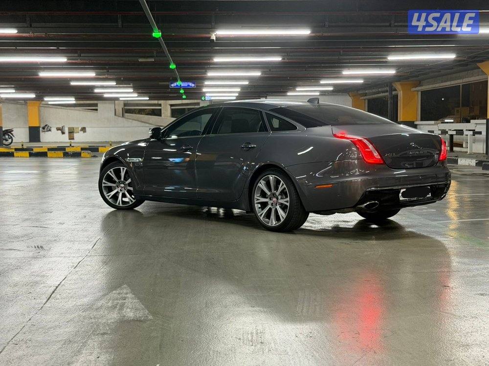 Jaguar XJL1