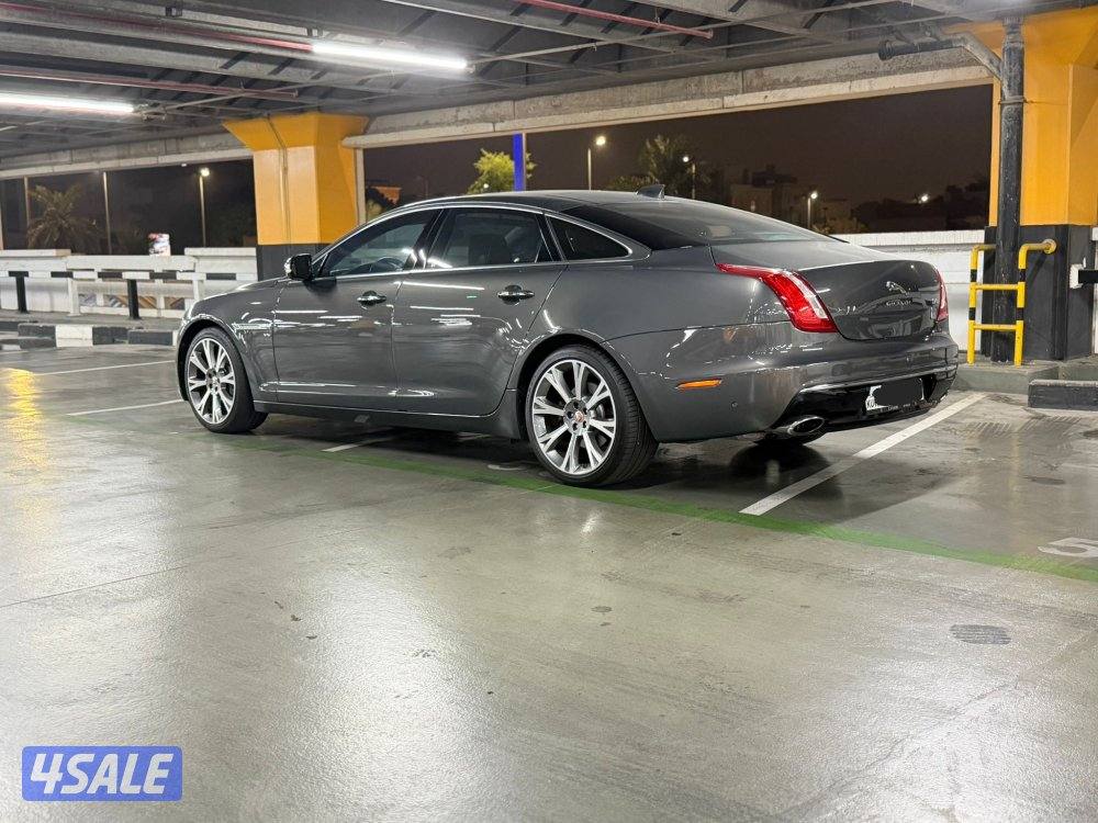 Jaguar XJL2