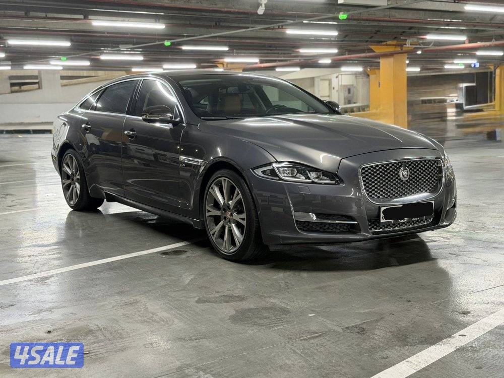 Jaguar XJL4
