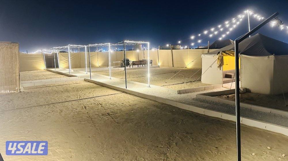 كشته متكون من كرفان وخيمه1