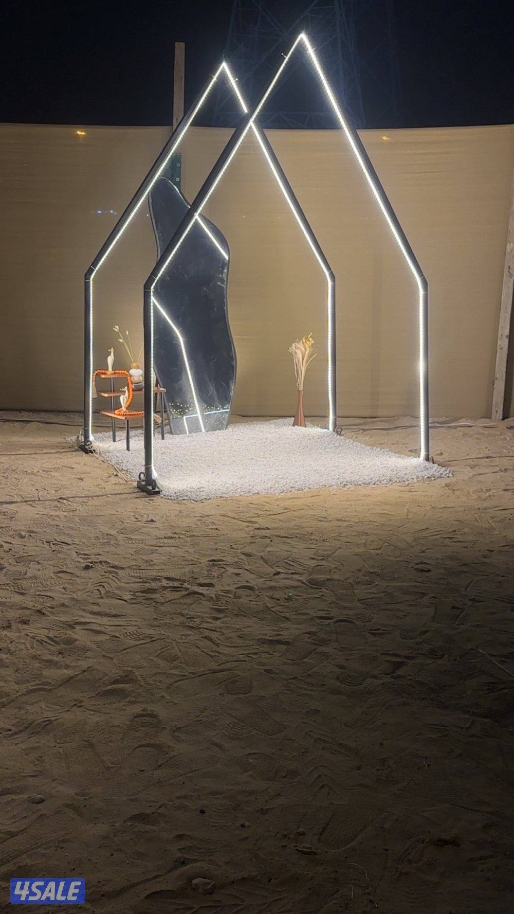 كشته متكون من كرفان وخيمه2