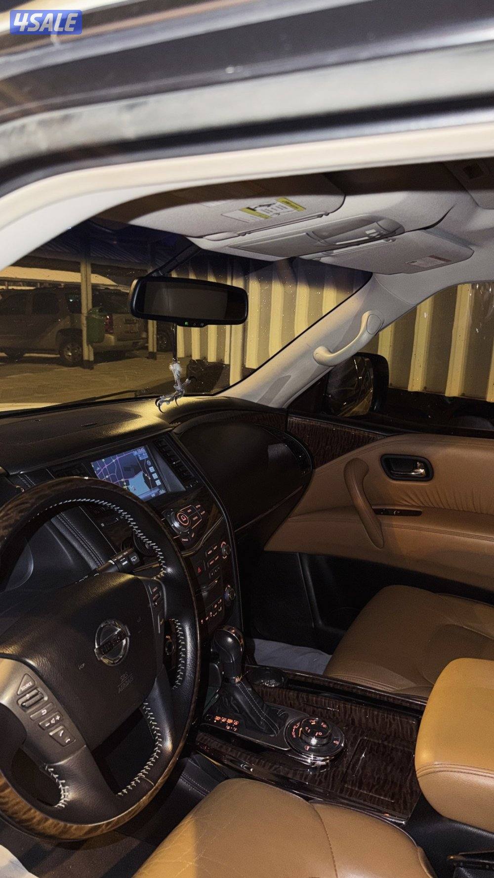 للبيع بلاتينيوم ستي8