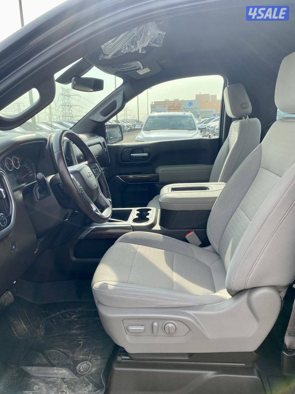 سلفرادو Z71 تريل بوس الغانم موديل 2022 عداد 677