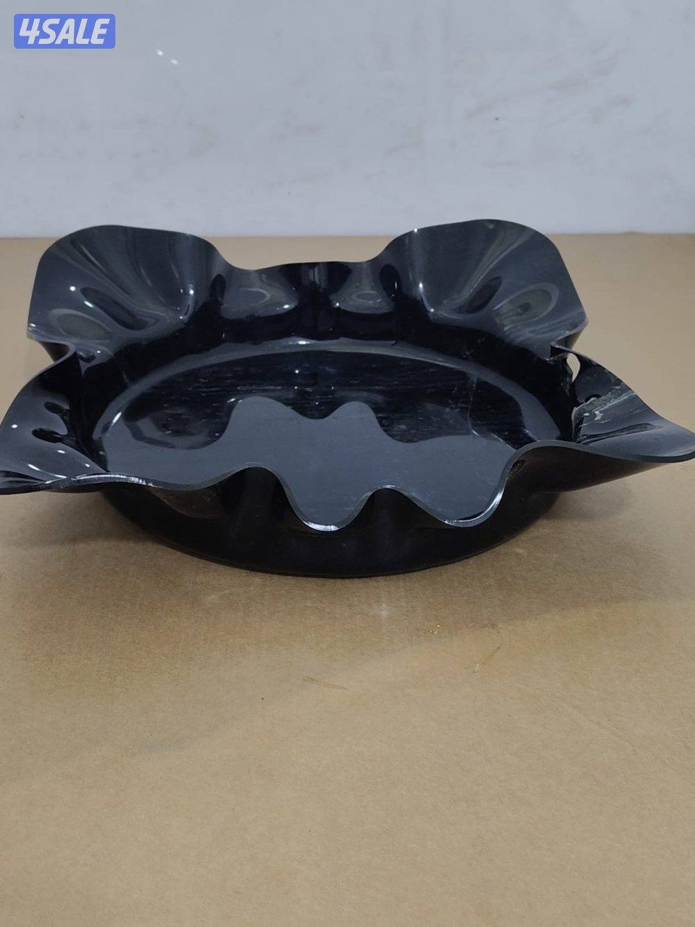 للبيع مشروع كامل معرض ورد وهداياسوق مركزي + مصنع خشبيات واكريليك15