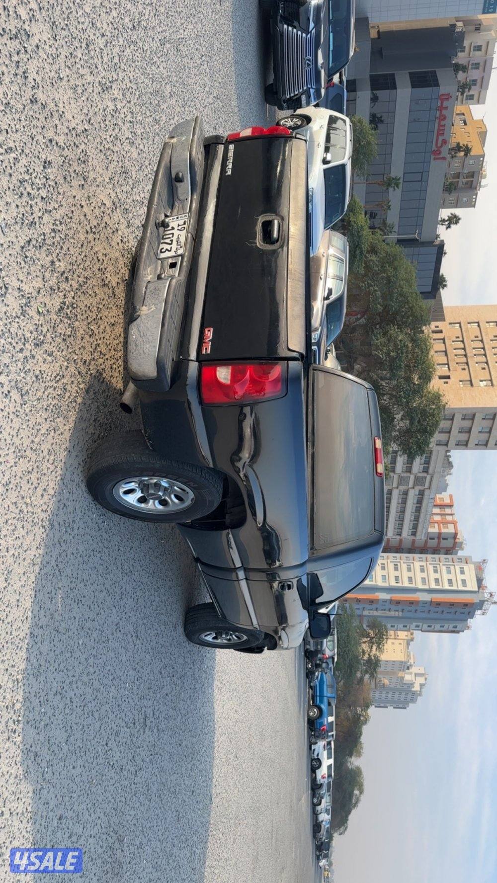 للبيع سييرا موديل ٢٠٠٥4