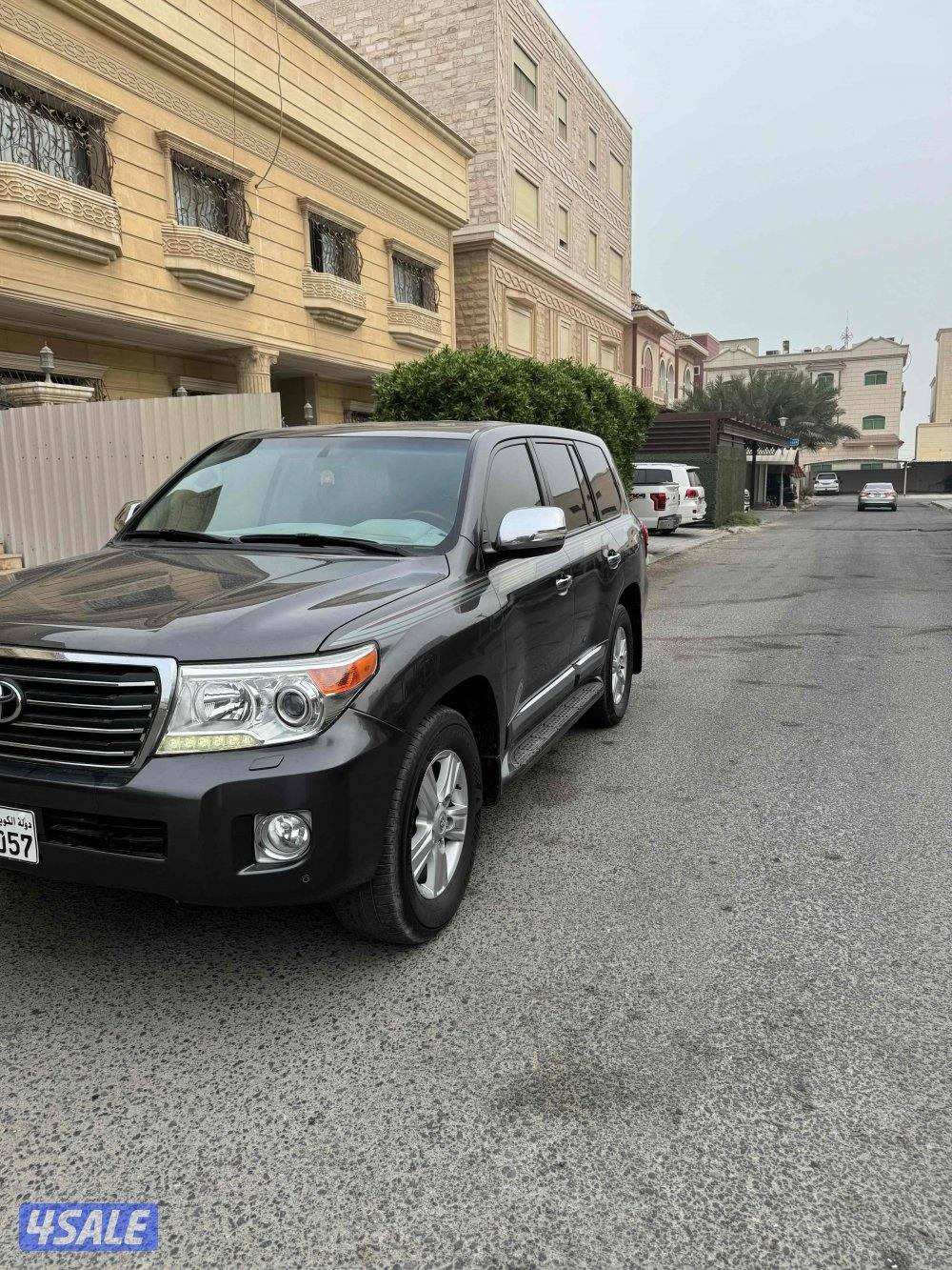 للبيع لاند كروزر جيكسار وارد الساير2