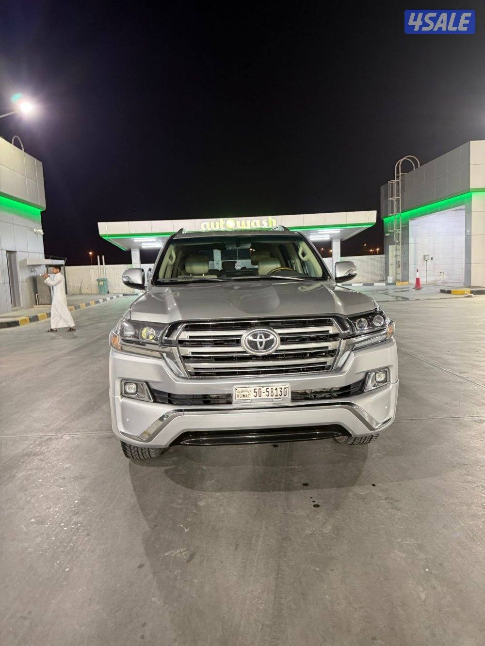 لاند كروزر كامل الموصفات 20187