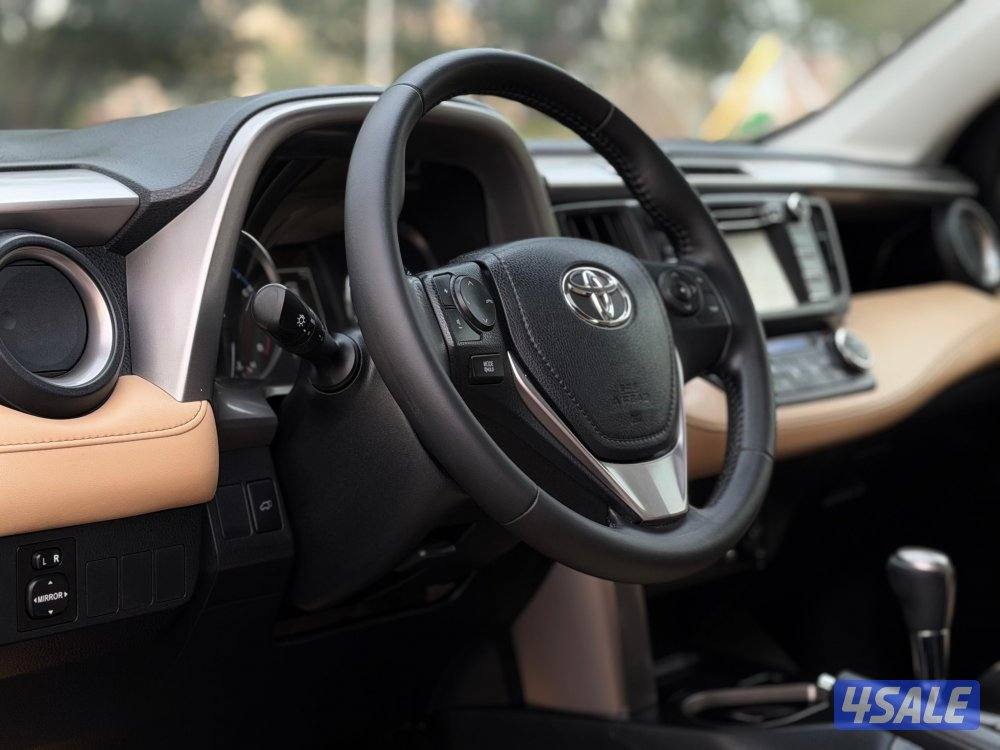 للبيع RAV 4 موديل 2017 وارد الساير7