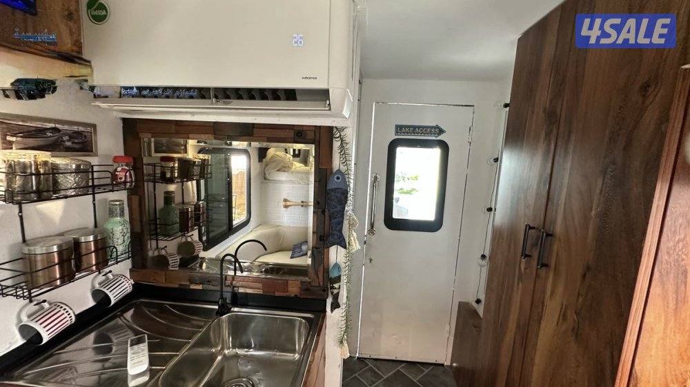 للبيع كامبر مع وانيت فورد 2501