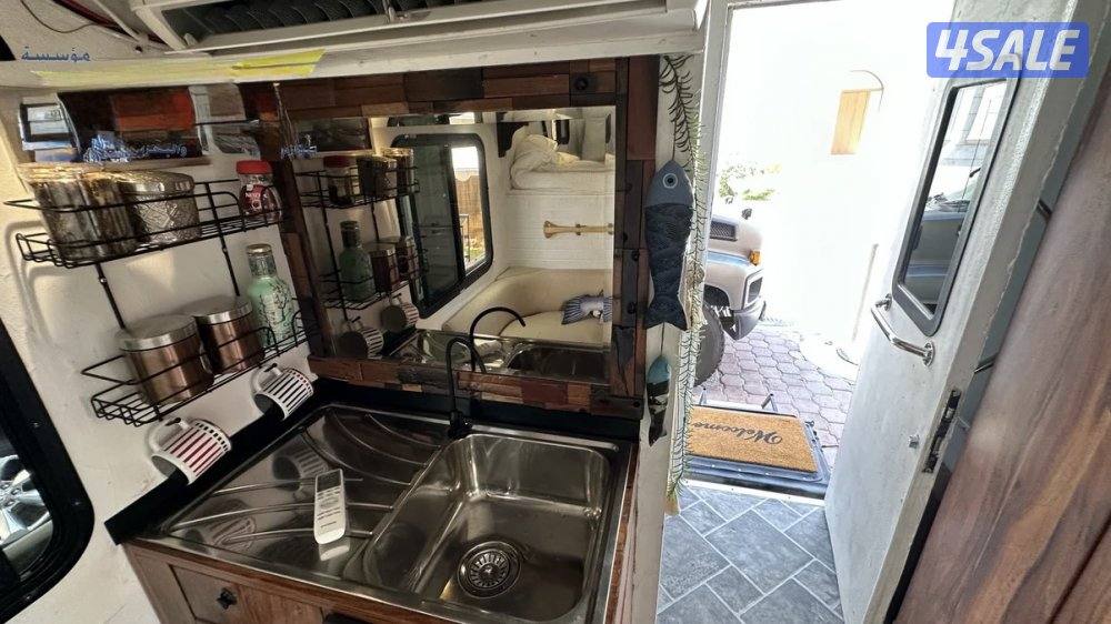 للبيع كامبر مع وانيت فورد 2507