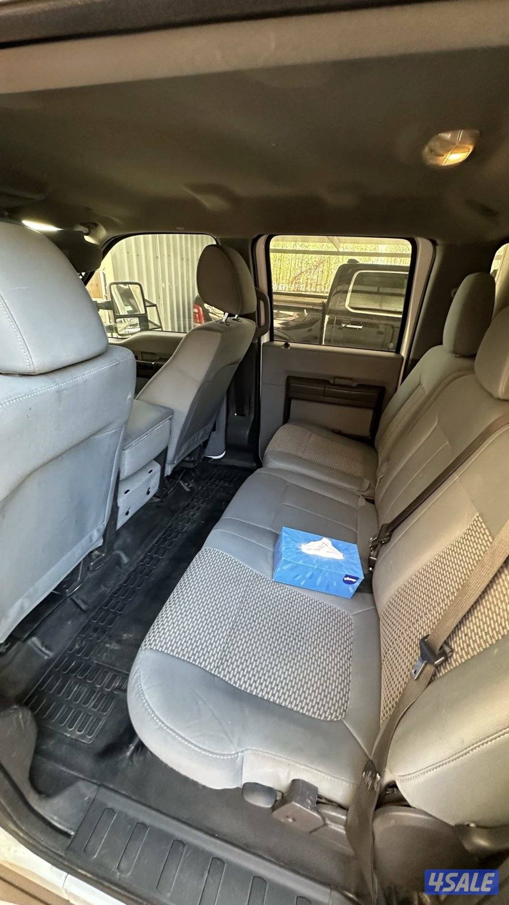 للبيع كامبر مع وانيت فورد 25013