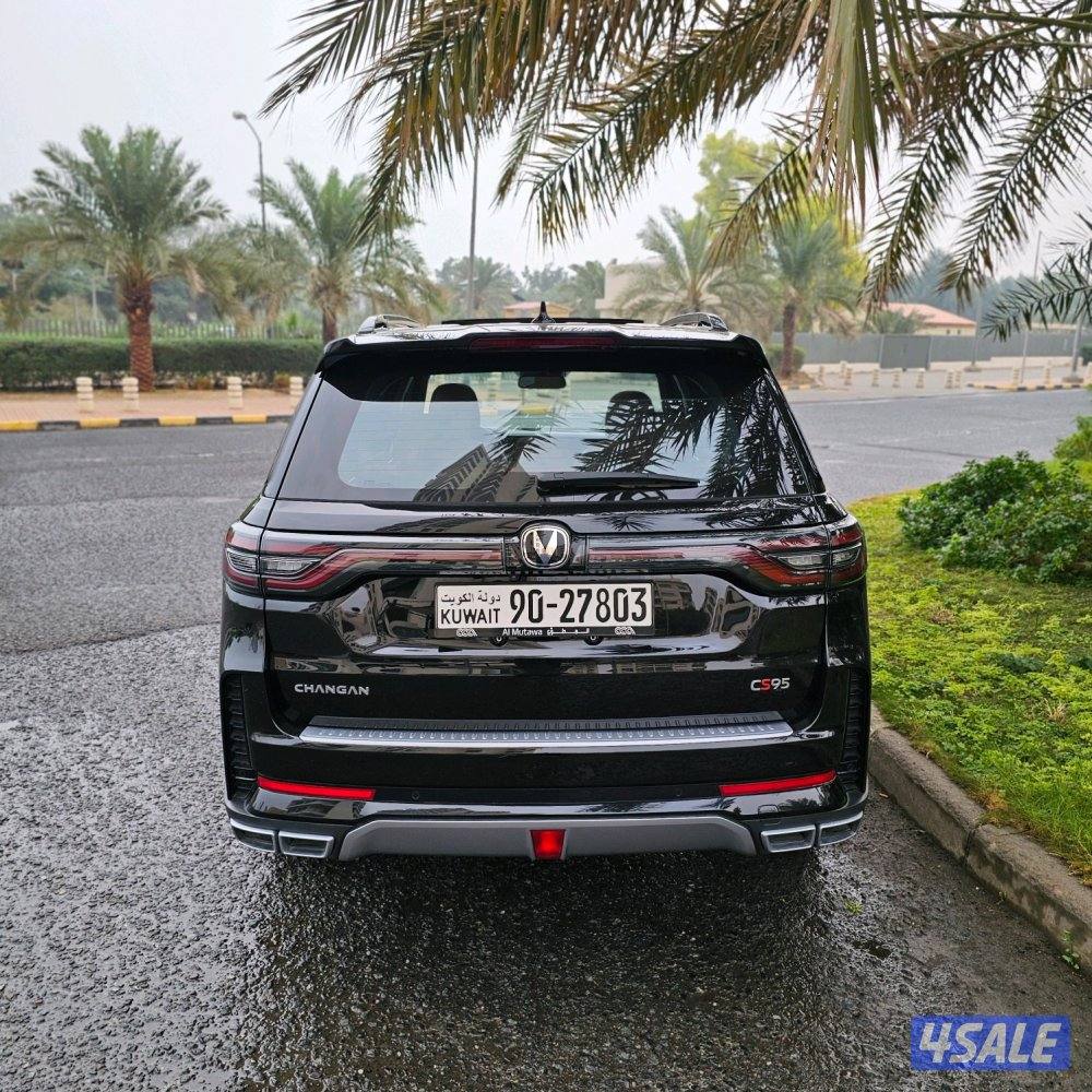 Changan CS95 صبغ الوكالة5