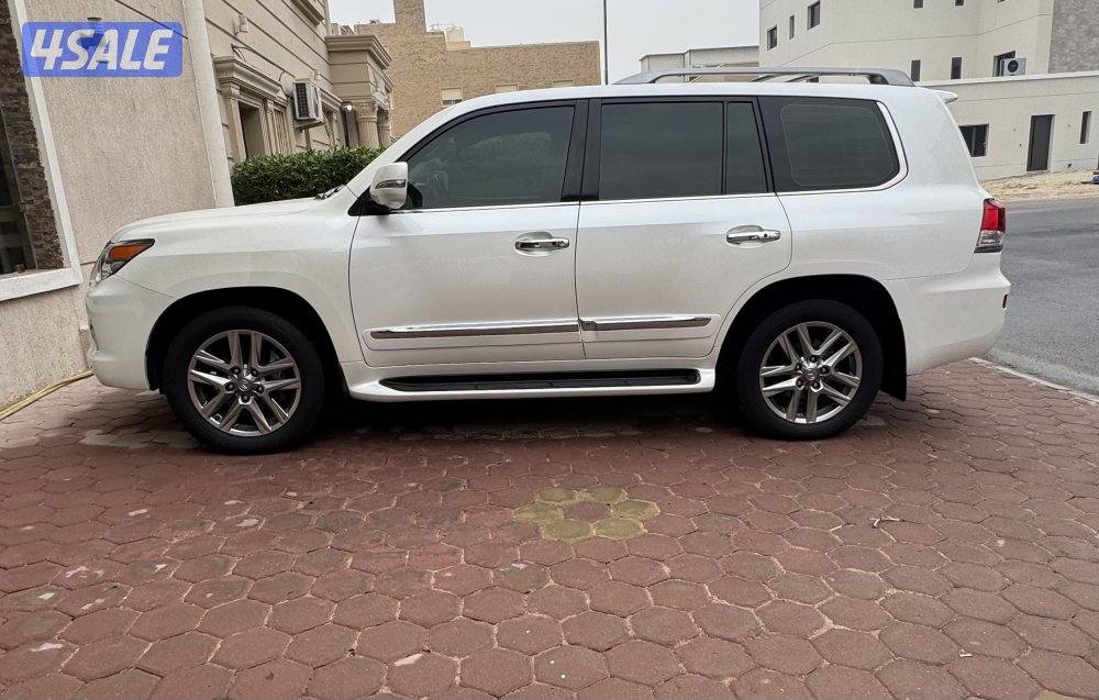 لكزس lx 5700