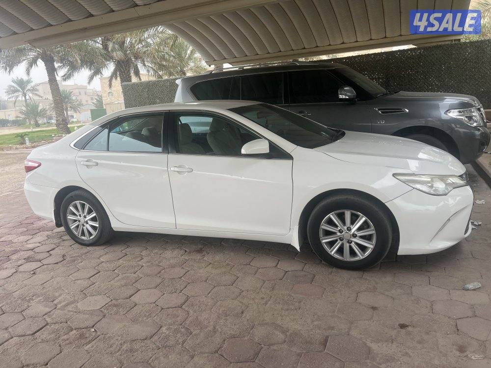 للبيع كامري صبغ وكاله0