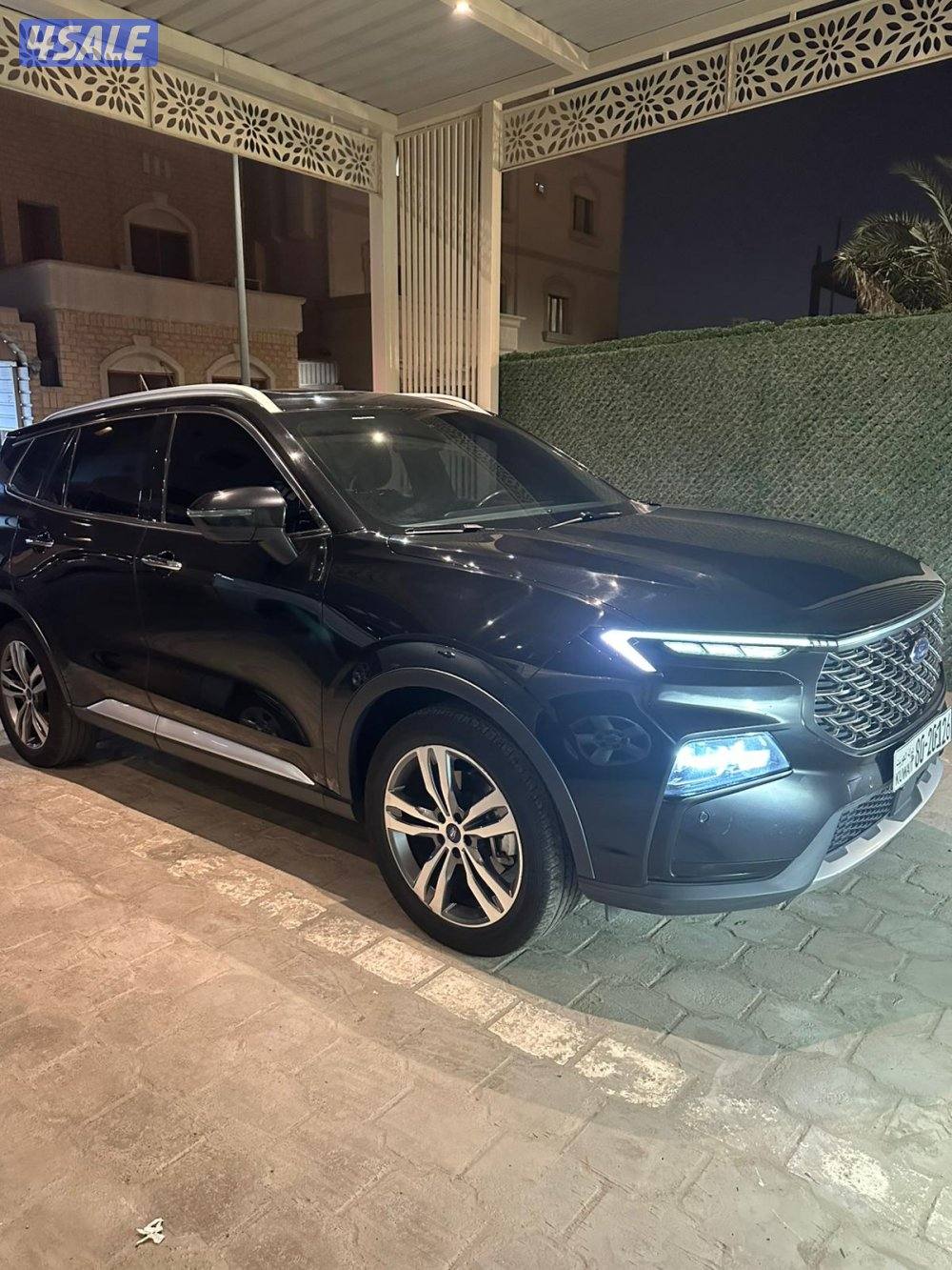 فورد تيرتوري ٢٠٢٤ الغانم عداد ٩٣ ألف شرط الفحص صبغ وكاله كامل مواصفات0