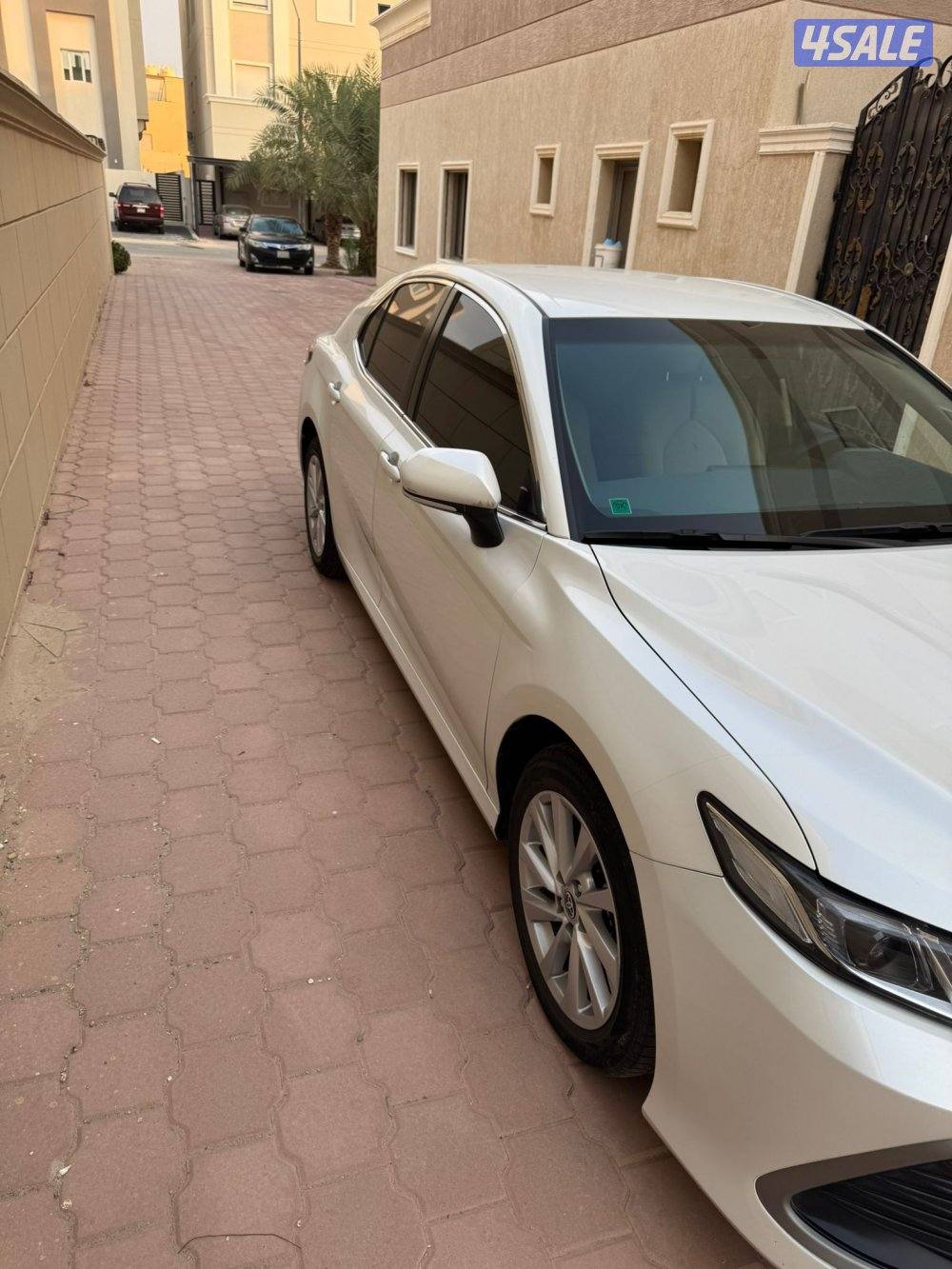 كامري LE ٢٠٢٤ الساير عداد ٧٨ ألف شرط الفحص صبغ وكاله الدرجه العاديه1