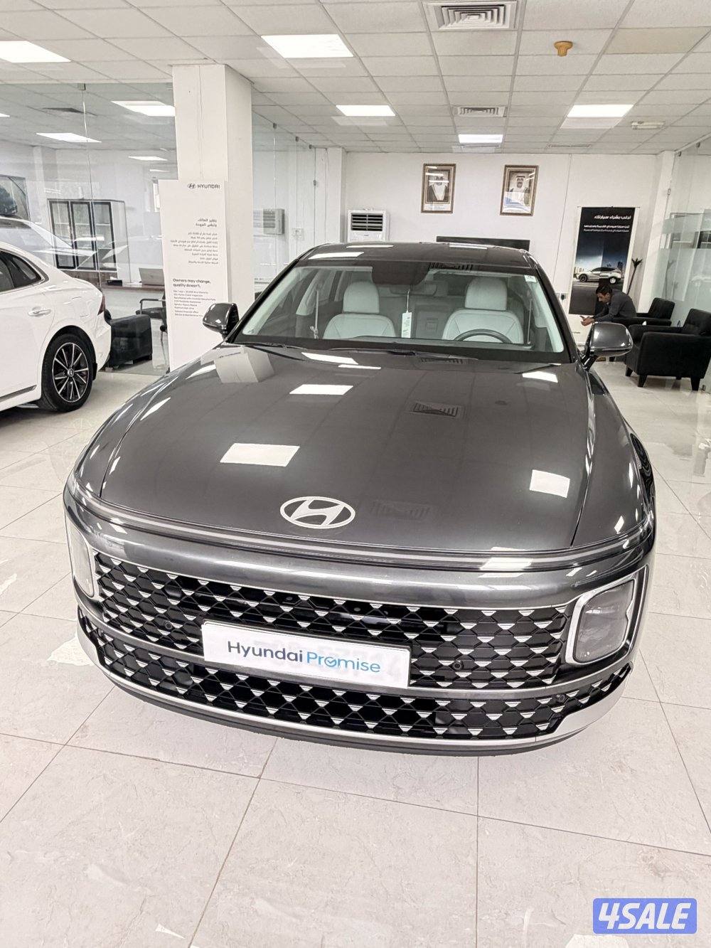 أزيرا مستعمل نفس الجديد 20240