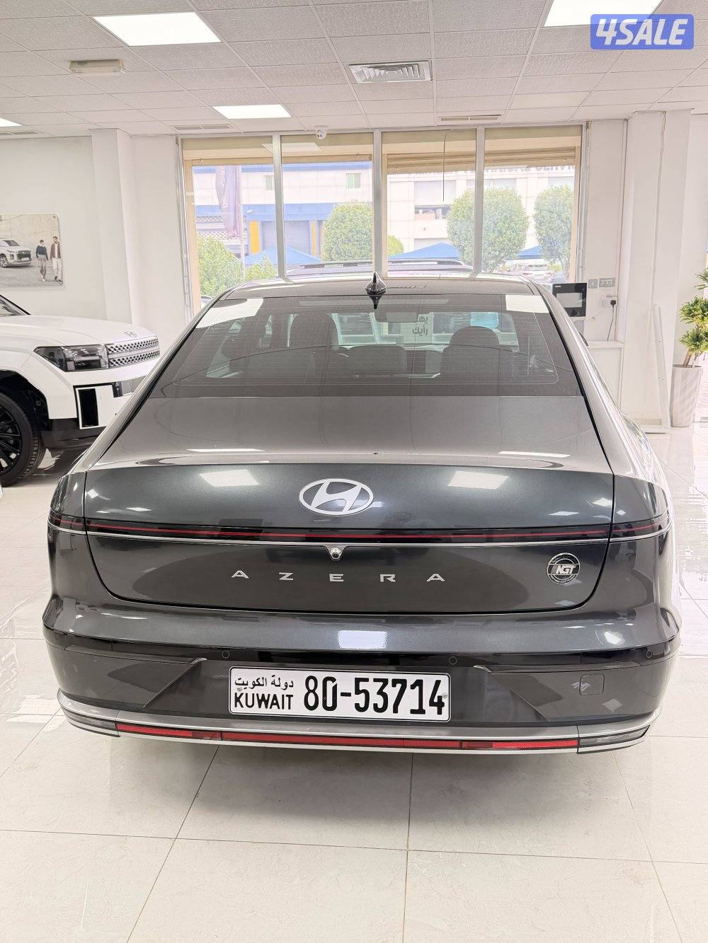 أزيرا مستعمل نفس الجديد 20245