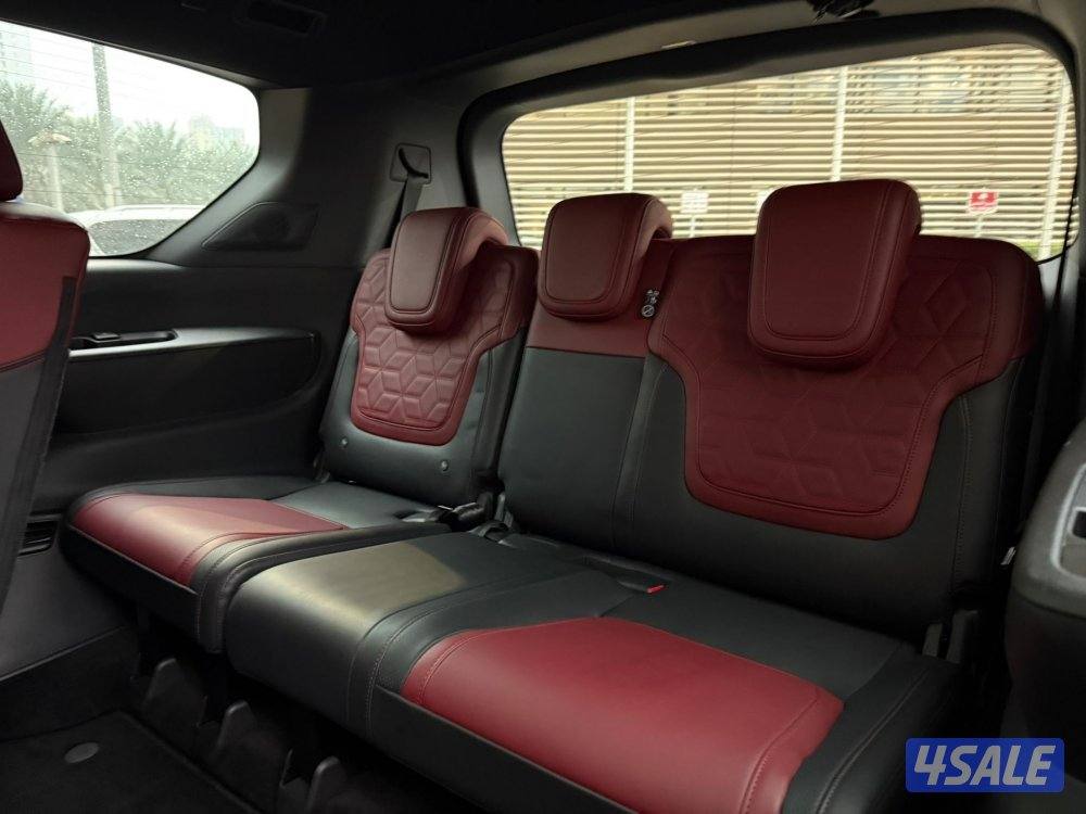 باترولV6 PLATINUMموديل2025 عداد28الف وارد البابطين تحت الكفاله+الصيانه8