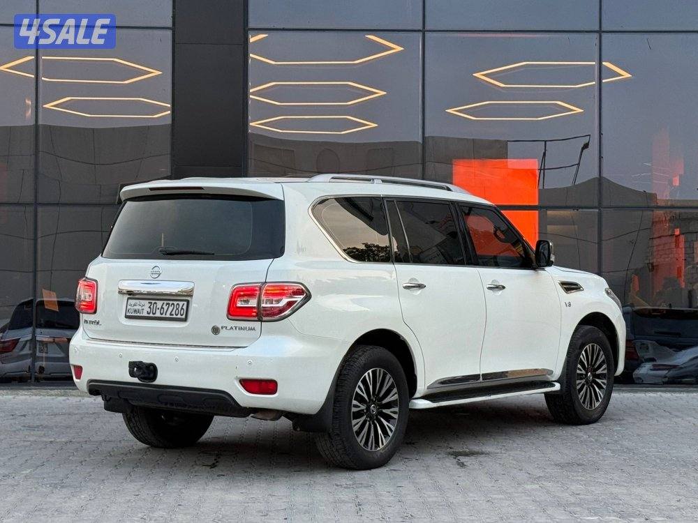 NISSAN PATROL PLATINUM _20153