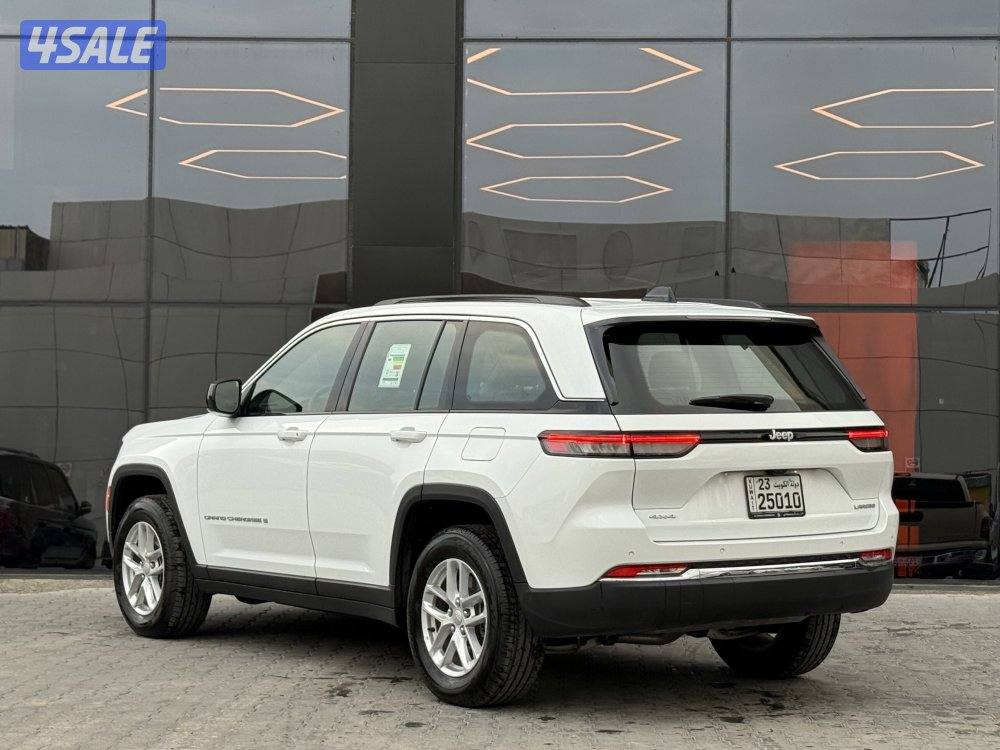 GRAND CHEROKE LAREDO 4*4 _20244