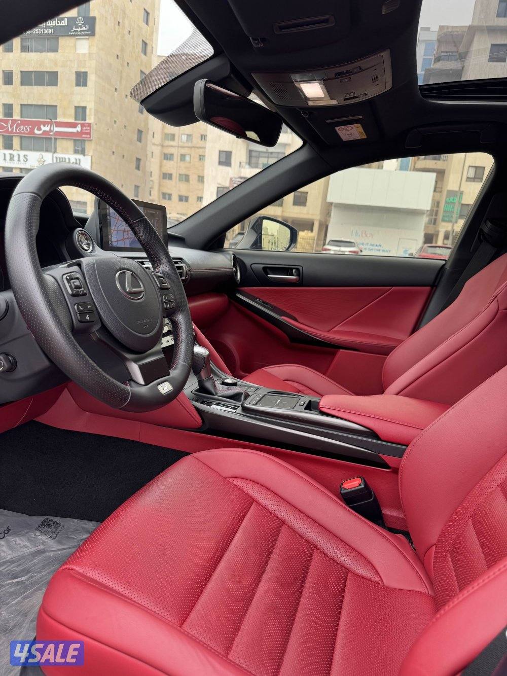 لكزس is350 F sport ماشي ١٥ فقط !!!5