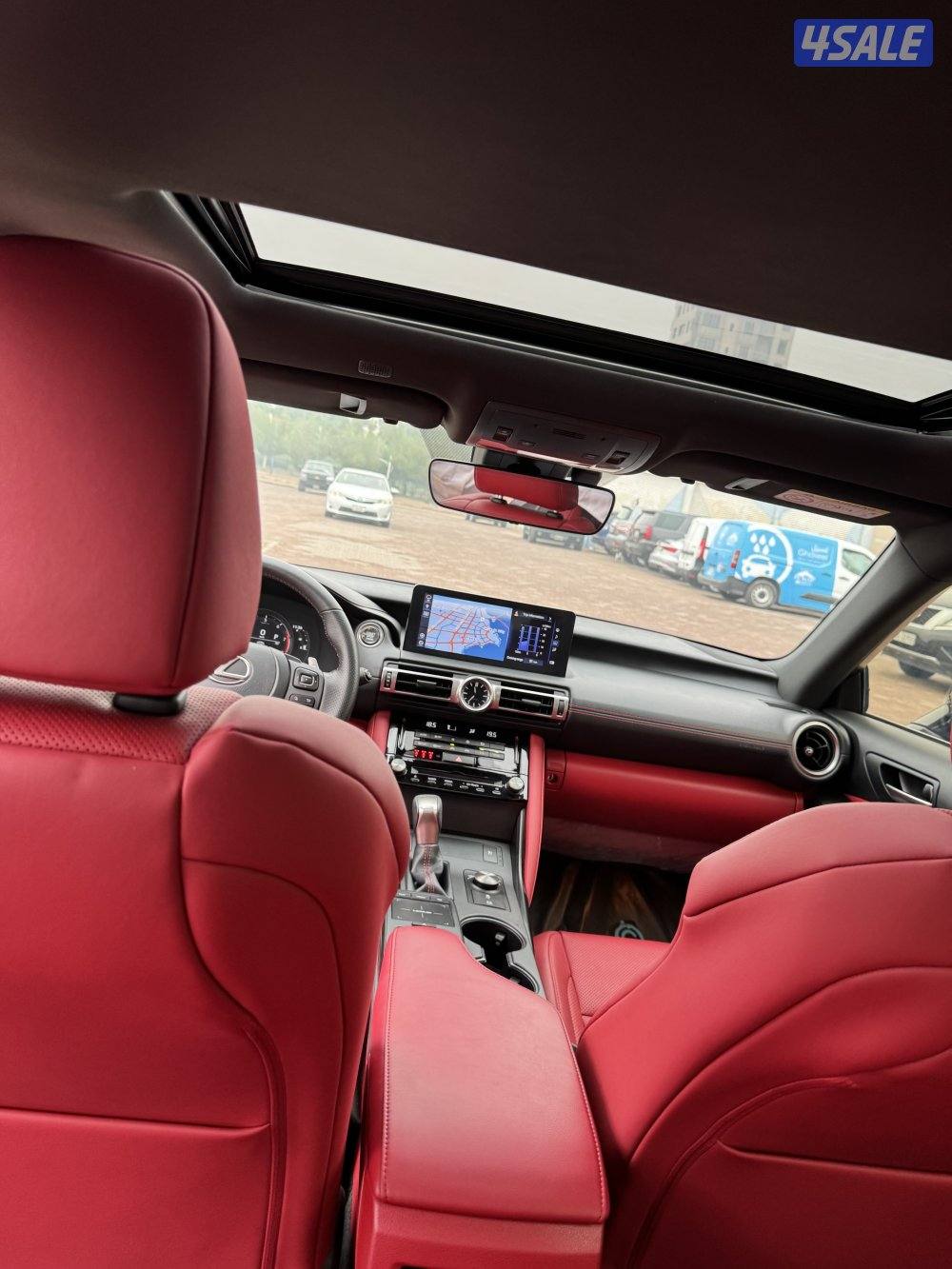 لكزس is350 F sport ماشي ١٥ فقط !!!9