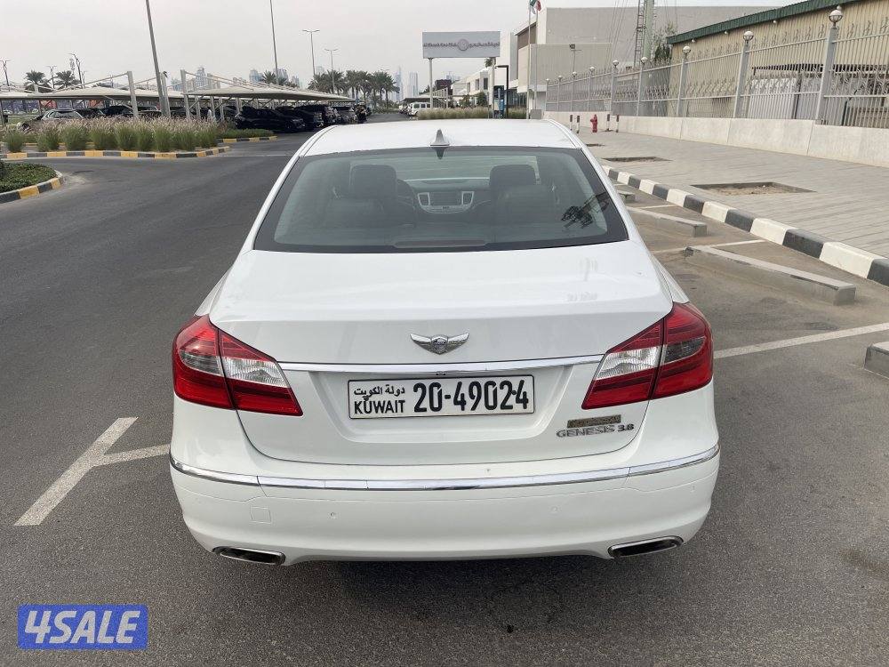 جينسيس 2013 بحاله ممتازه4