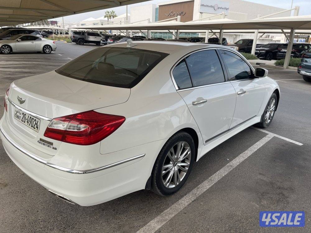 جينسيس 2013 بحاله ممتازه10