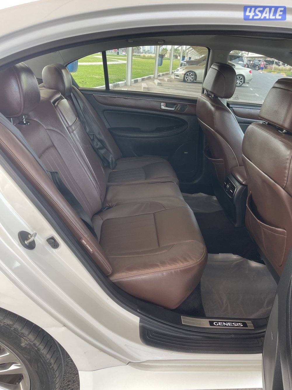 جينسيس 2013 بحاله ممتازه11