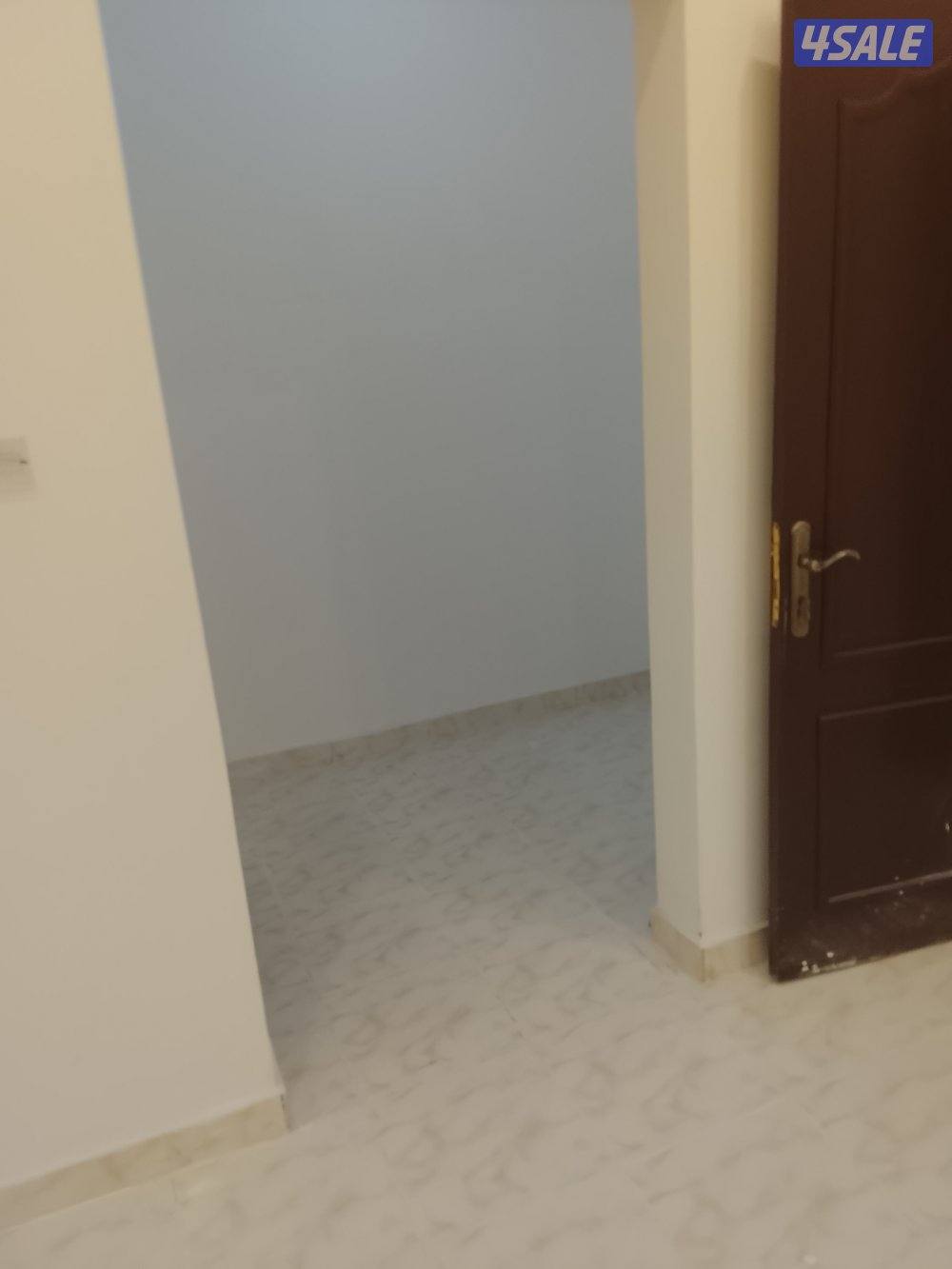 شقه للايجار الفحيحيل4