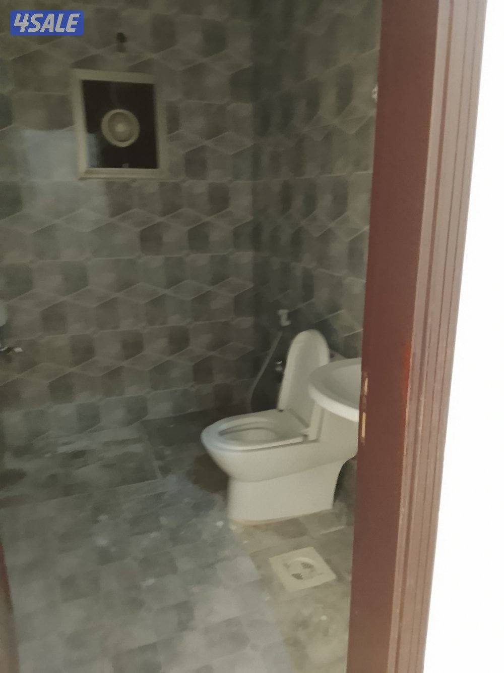 شقه للايجار الفحيحيل5