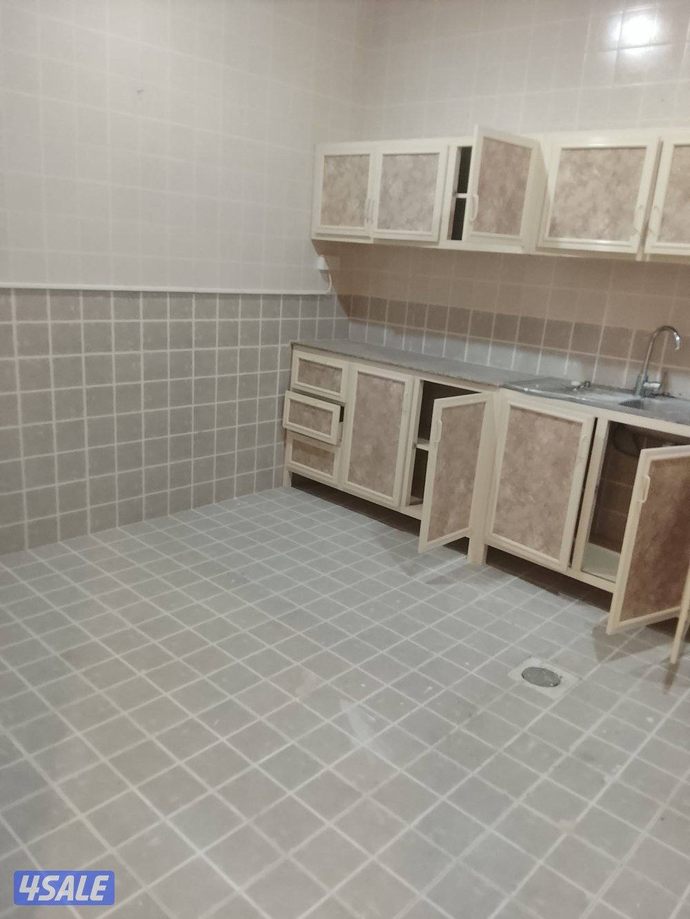 شقه للايجار الفحيحيل6