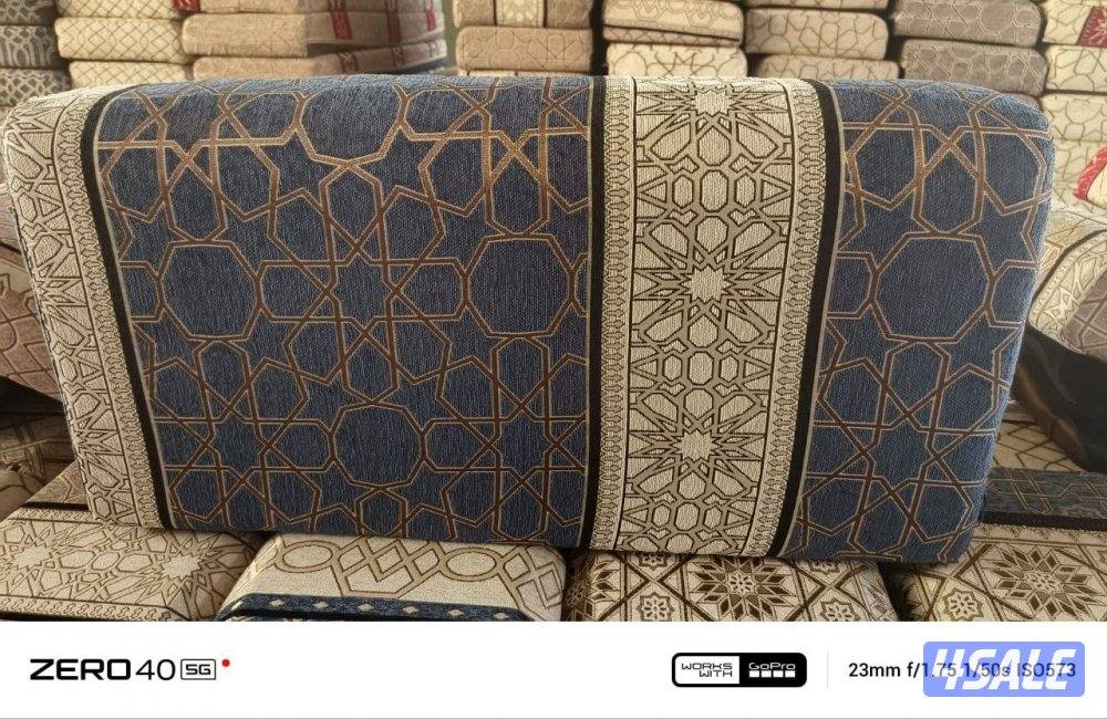 كل ما تطلبه متوفر لدينا موكيت سجاد تركي سميك وتركيب وتنجيد مساند ضهر و2